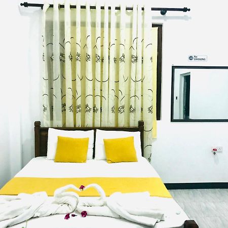Freedom Inn Negombo Eksteriør billede
