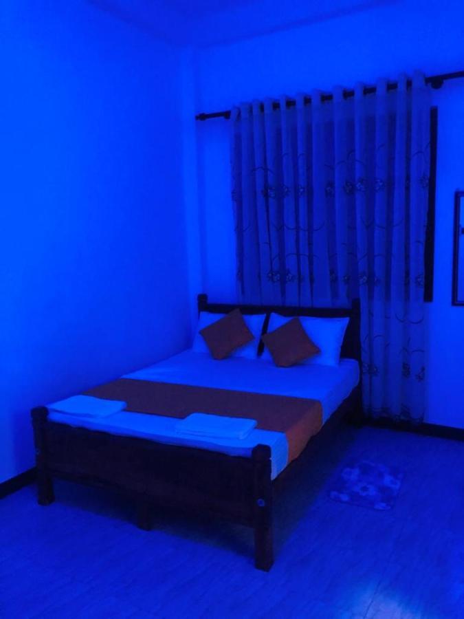 Freedom Inn Negombo Eksteriør billede