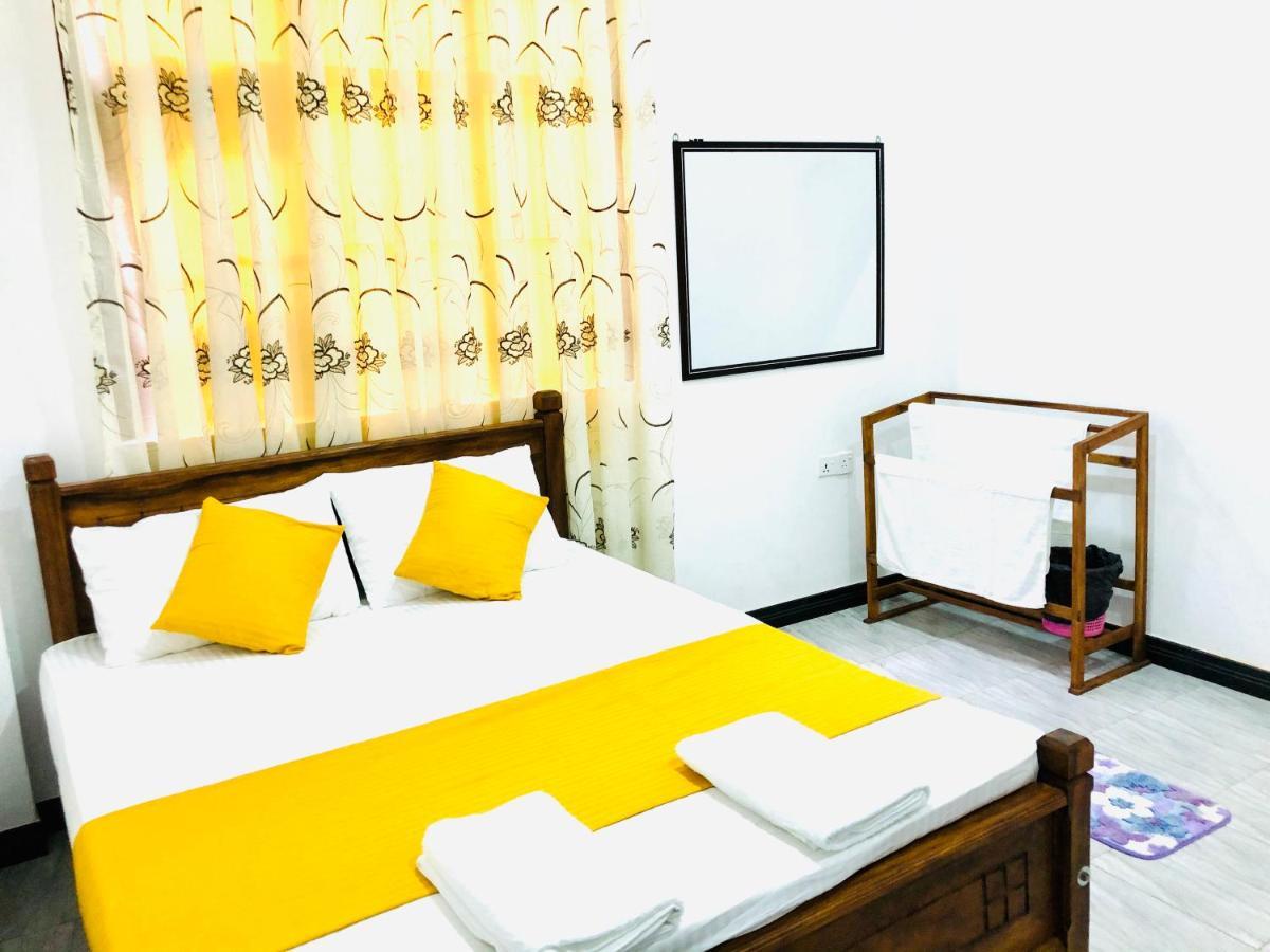 Freedom Inn Negombo Eksteriør billede